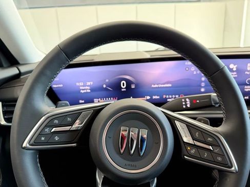 New 2025 Buick Envision Preferred image 28