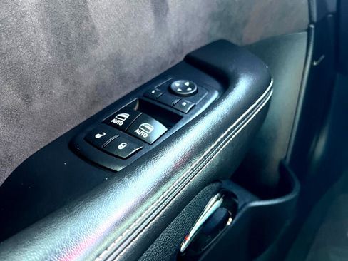 Used 2017 Dodge Challenger SRT Hellcat image 41