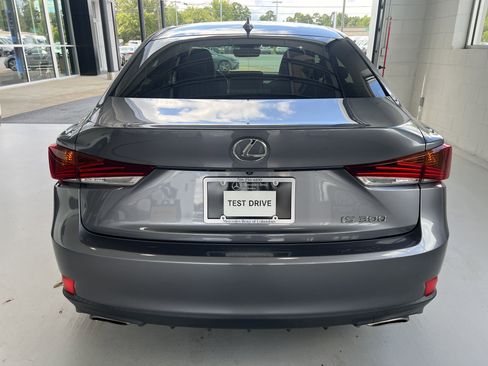 Used 2020 Lexus IS 300 image 8