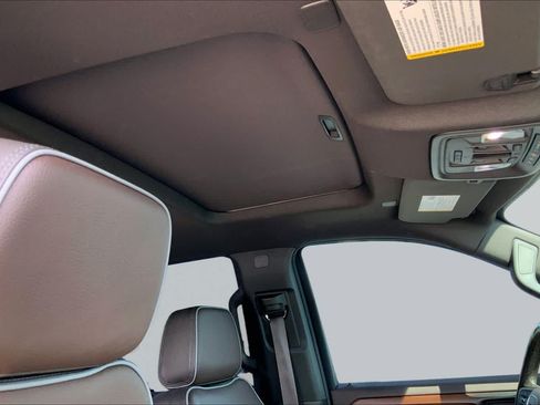 Used 2026 GMC Sierra 1500 Denali AWD/4WD image 13