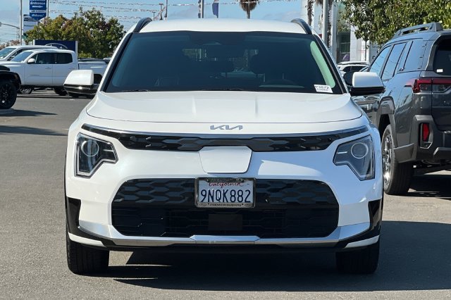 Used 2024 Kia Niro Wind FWD image 9