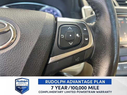 Used 2016 Toyota Camry XLE image 31