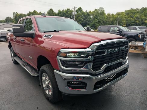 Used 2026 RAM 2500 Big Horn AWD/4WD image 7