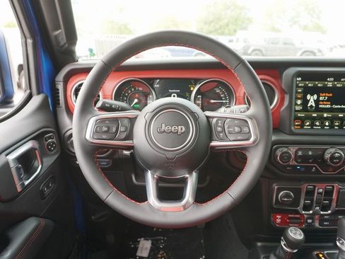 Used 2023 Jeep Wrangler Unlimited Rubicon 4xe image 21