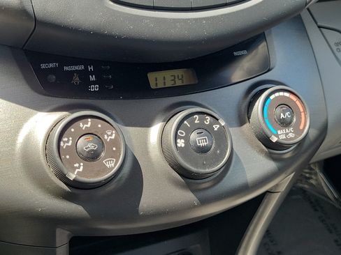 Used 2011 Toyota RAV4 2WD w/ Base L4 Extra Value Pkg image 26