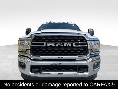 Used 2024 RAM 3500 Big Horn AWD/4WD image 2