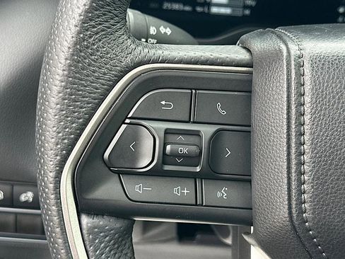 Certified 2025 Toyota Sequoia SR5 AWD/4WD image 26