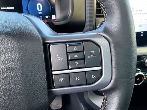 Used 2025 Ford F150 Lariat w/ Equipment Group 502A High image 17