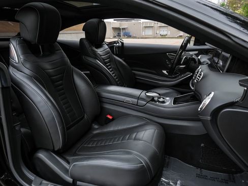 Used 2015 Mercedes-Benz S 550 4MATIC Coupe image 32