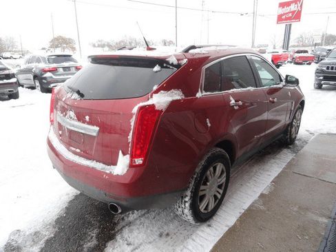 Used 2011 Cadillac SRX Luxury image 4