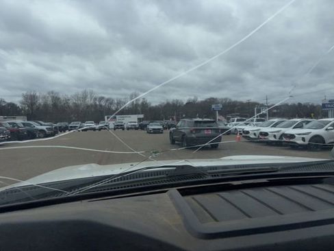 Used 2012 Ford F550 4x4 Crew Cab Super Duty w/ Payload Upgrade Pkg image 23