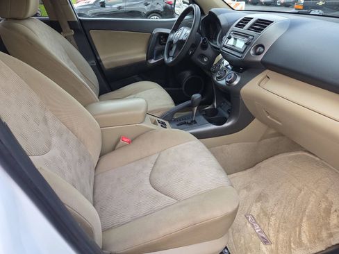 Used 2012 Toyota RAV4 FWD w/ Value Pkg image 17