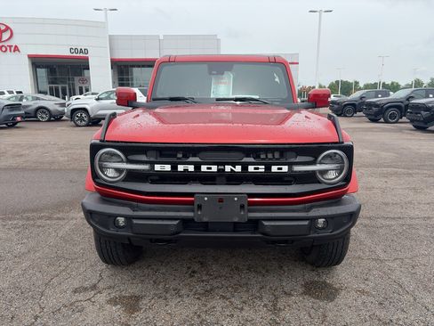 Used 2024 Ford Bronco Outer Banks AWD/4WD image 8