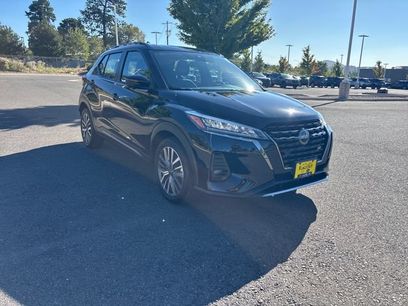 Used 2024 Nissan Kicks SR