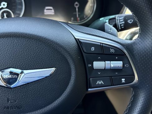 Used 2023 Genesis G70 2.0T w/ Sport Prestige Package RWD image 19
