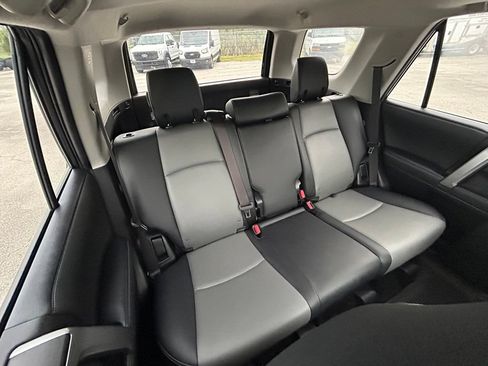 Used 2021 Toyota 4Runner SR5 Premium w/ Moonroof Package AWD/4WD image 30
