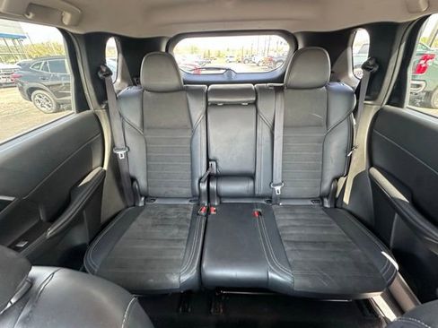 Used 2024 Mitsubishi Outlander SE image 9