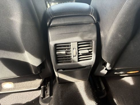 Used 2018 Mercedes-Benz CLA 250 CLA 250 image 23