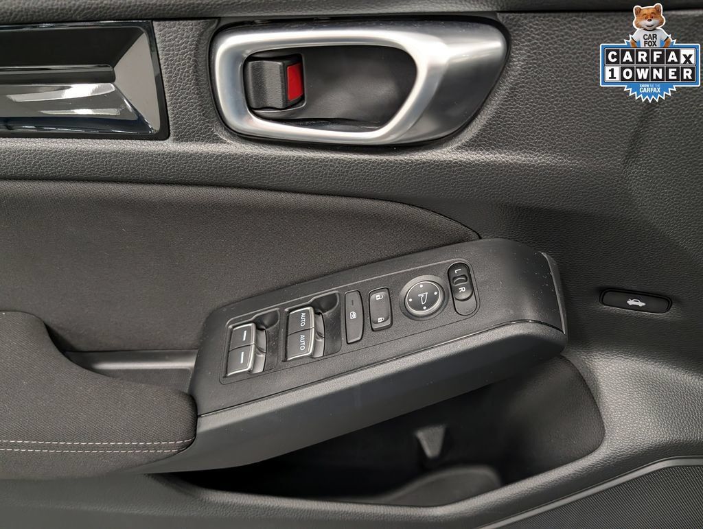 Used 2023 Honda Civic EX image 9
