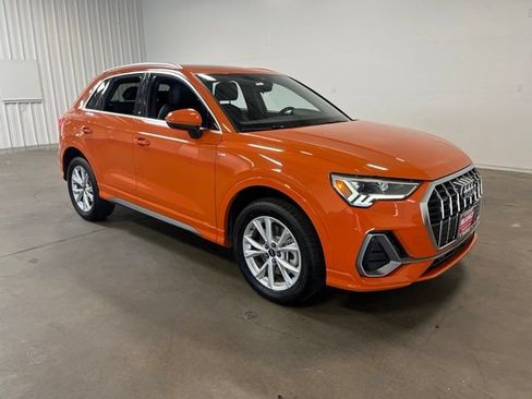 Used 2025 Audi Q3 2.0T Premium AWD/4WD image 1