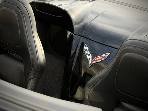 Used 2017 Chevrolet Corvette Stingray Convertible w/ 1LT image 24
