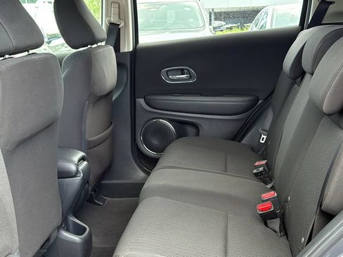 Used 2018 Honda HR-V EX image 22