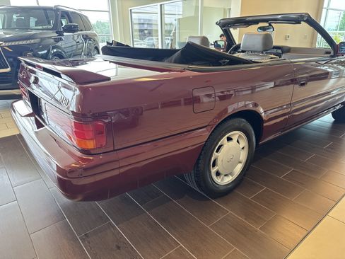 Used 1991 INFINITI M30 Convertible RWD image 12