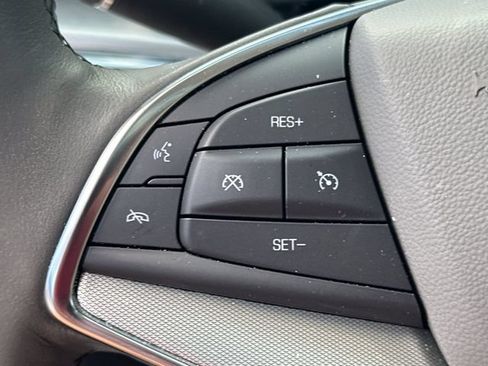 Used 2023 Cadillac XT5 Premium Luxury FWD image 30