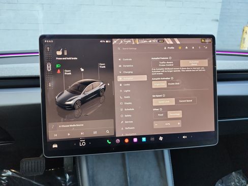 Used 2025 Tesla Model 3 RWD image 18