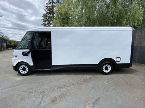 Used 2023 Chevrolet Brightdrop 600 w/ Active Safety Package 2 AWD/4WD image 3