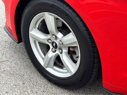 Used 2019 Ford Mustang Coupe image 20