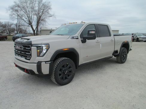 New 2026 GMC Sierra 2500 AT4 w/ AT4 Premium Plus Package image 10