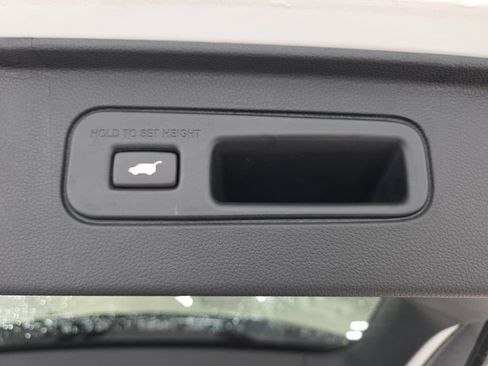 Used 2023 Honda Pilot Touring image 30