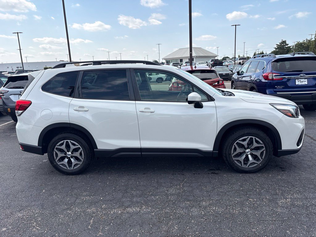 Used 2020 Subaru Forester Premium AWD/4WD image 2