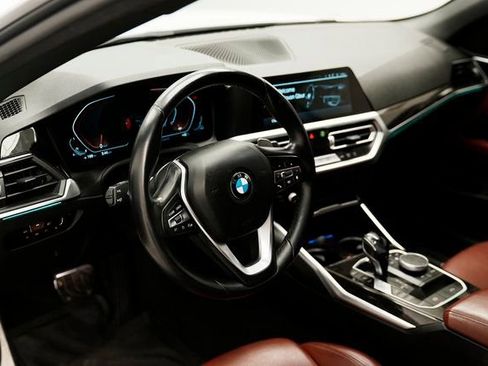 Used 2021 BMW 430i Convertible image 11