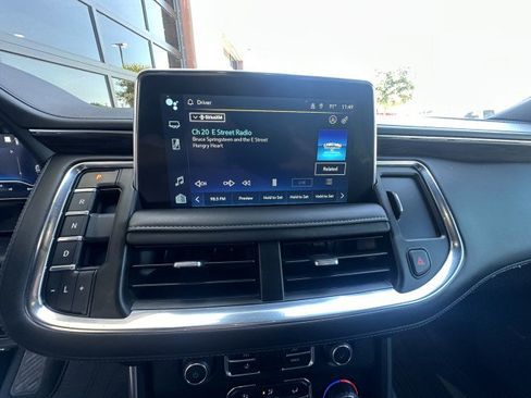 Used 2023 Chevrolet Suburban Z71 AWD/4WD image 22