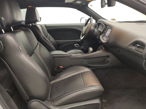 Used 2018 Dodge Challenger R/T Plus RWD image 21