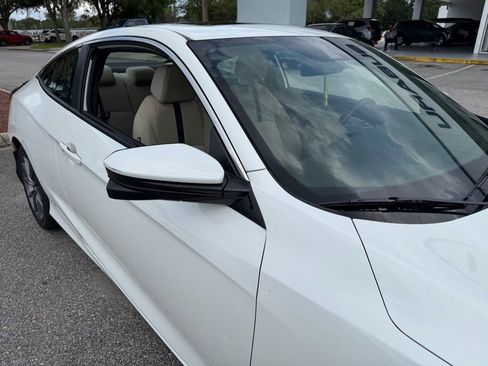 Used 2020 Honda Civic EX image 13