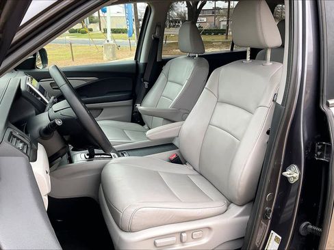 Used 2017 Honda Pilot EX-L image 6