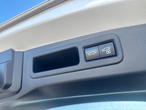 Used 2023 Lexus RX 350 Premium image 8