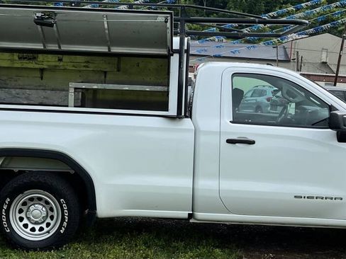 Used 2022 GMC Sierra 1500 Pro w/ Pro Value Package AWD/4WD image 11