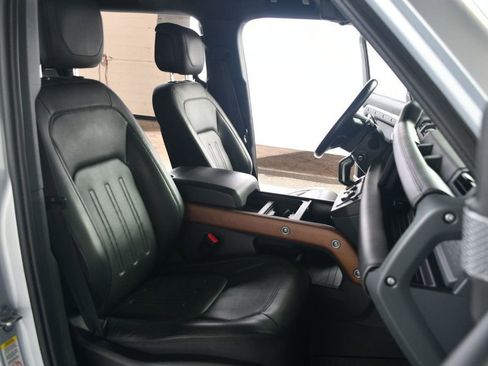Used 2021 Land Rover Defender 110 X image 42