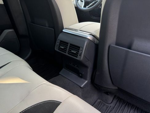 Used 2023 Land Rover Range Rover Velar R-Dynamic S image 40