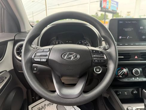 Used 2023 Hyundai Kona SEL AWD/4WD image 24