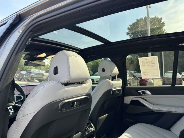 Certified 2025 BMW X5 xDrive40i w/ M Sport Package AWD/4WD image 22