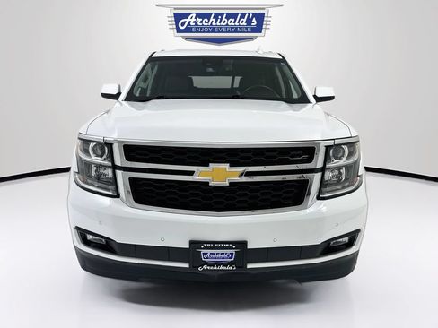 Used 2018 Chevrolet Tahoe LT w/ Luxury Package AWD/4WD image 2