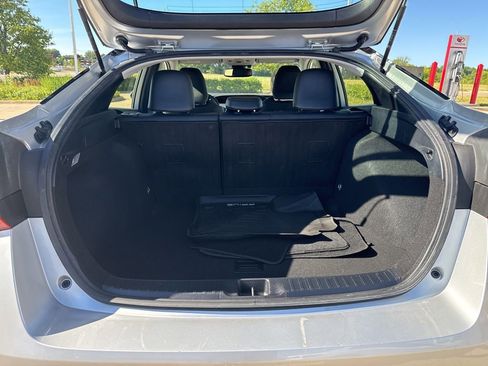 Used 2019 Toyota Prius XLE FWD image 19