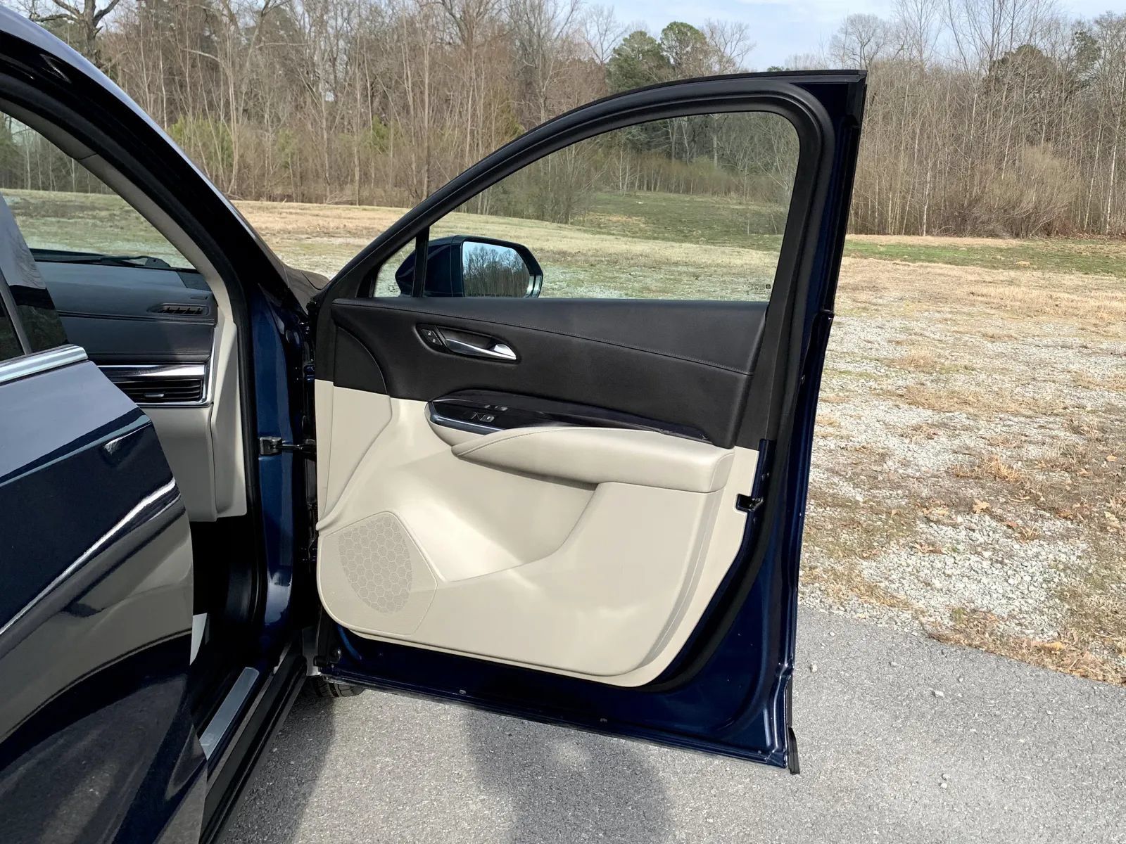 Used 2019 Cadillac XT4 Luxury FWD image 26