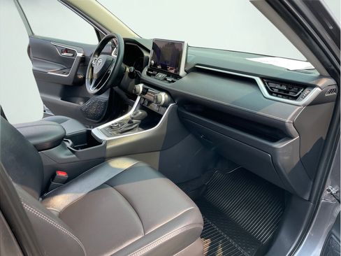 Certified 2023 Toyota RAV4 XLE Premium AWD/4WD image 19
