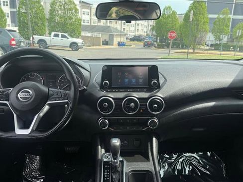 Used 2020 Nissan Sentra S image 26